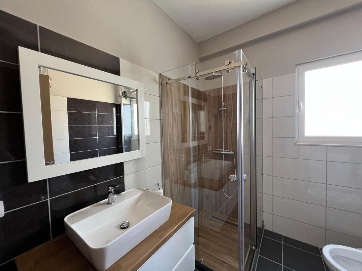 Coral Apartments ซารานเดอ ภายนอก รูปภาพ
